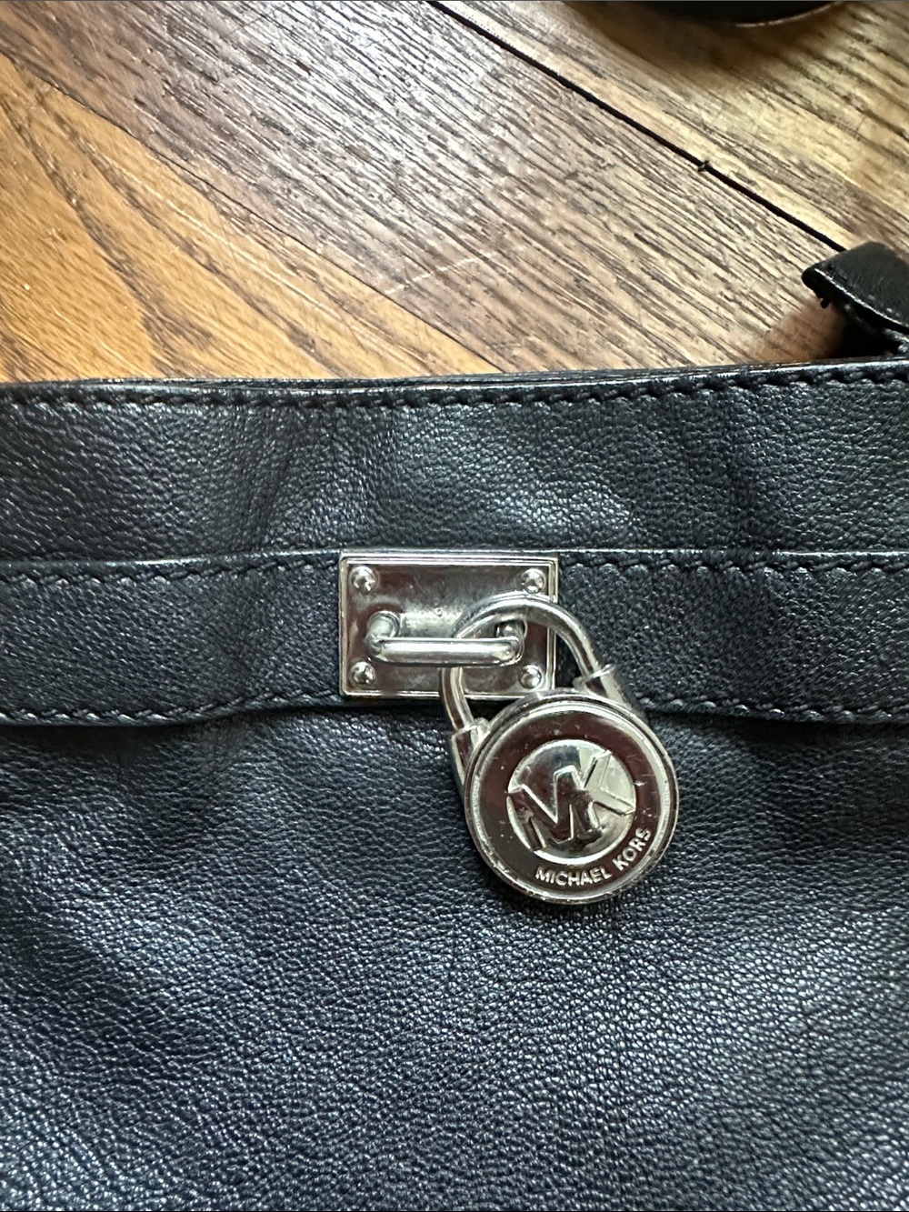 Michael Kors Black Leather Crossbody Bag - Picture 3 of 10